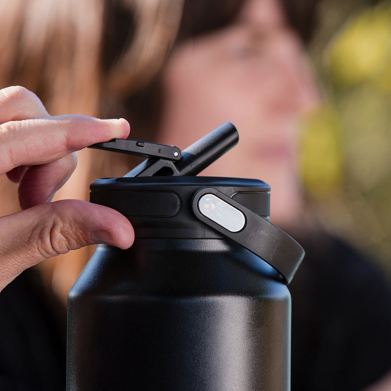 Altus Wide Flip Seal Cap